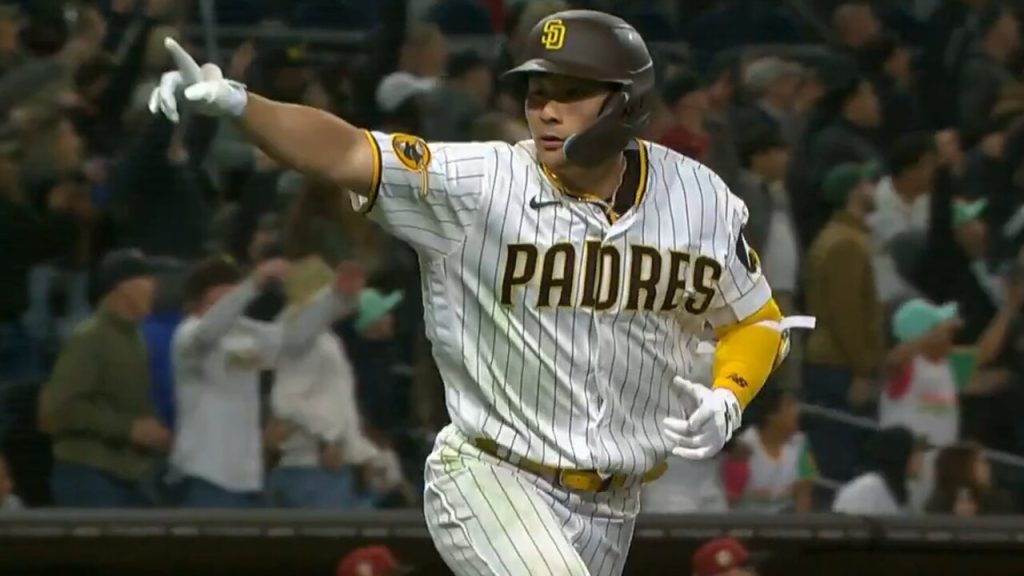 Padres walk-off: No. 8 and 9 hitters David Dahl and Ha-seong Kim go  back-to-back over Diamondbacks 