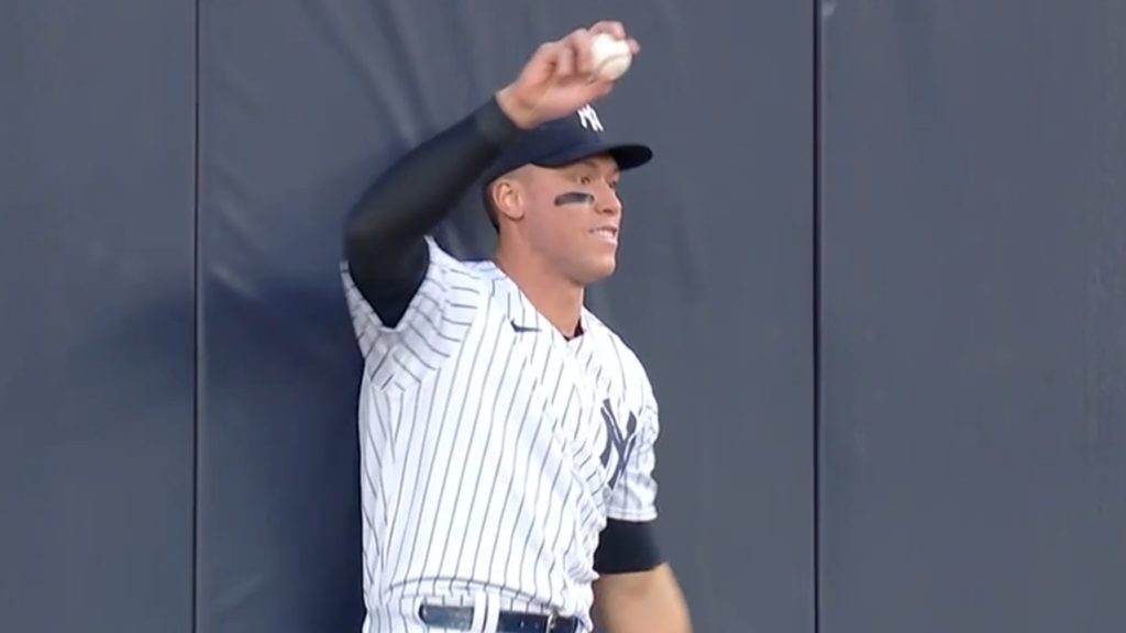 Yankees' Aaron Judge and the importance of the yankees mlb jersey 74 walk