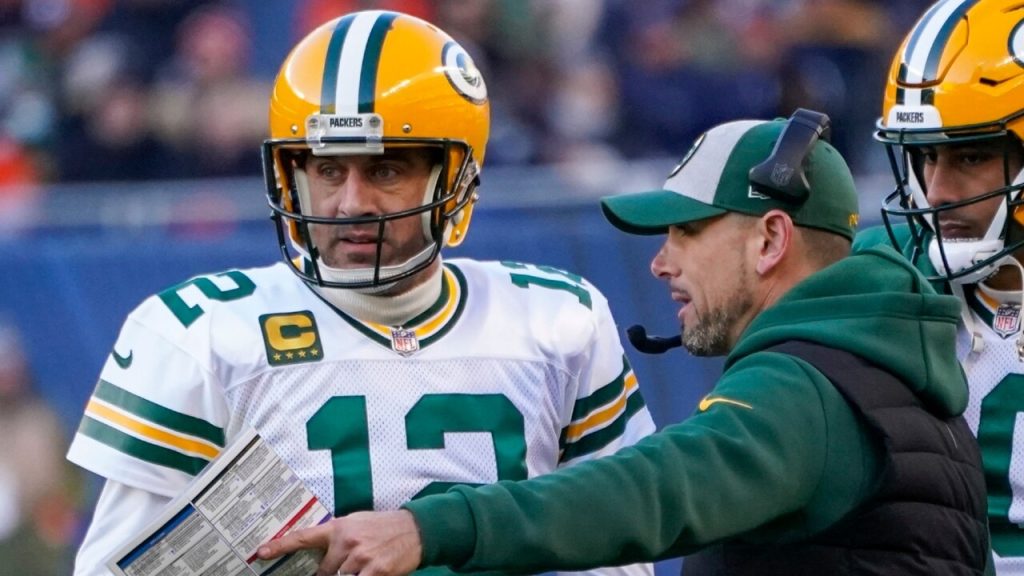 Aaron Rodgers introduced as New York Jets quarterback: 'This is a surreal  day for me'