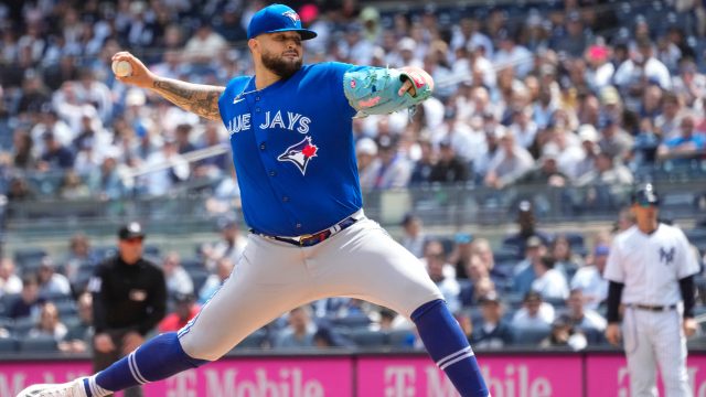 Jays' Gausman, Guerrero send Yankees to first series loss