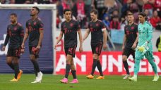 Bundesliga Roundup: Bayern loses to Mainz; Dortmund tops league