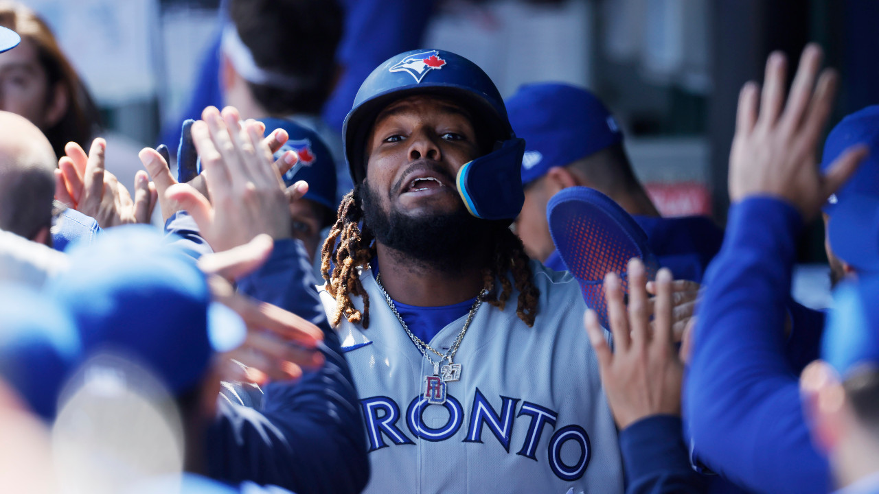 How Vlad Jr. can survive and thrive in the off-field spotlight