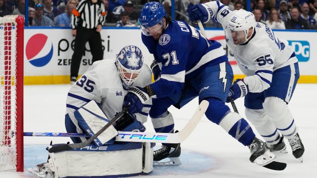 Lightning gearing up for unfamiliar do-or-die Game 5 vs Leafs