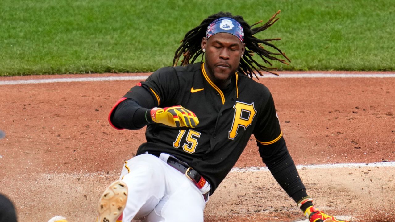 Pirates' Oneil Cruz out at least four months with broken ankle