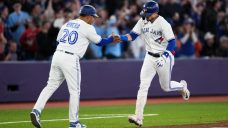 Blue Jays spoil Montoyo&#8217;s return with win over White Sox in series opener