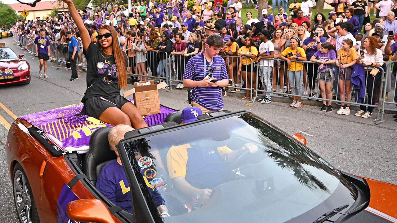 LSU’s national championship women’s team honoured with parade