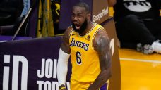 LeBron James makes late tying bucket, leads Lakers past Grizzlies in OT to take 3-1 lead