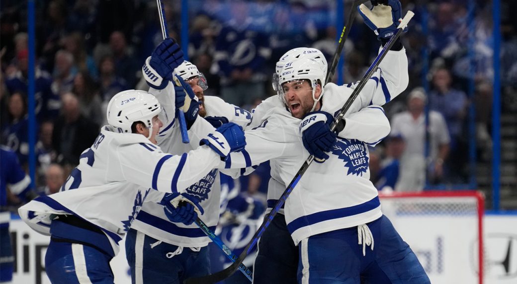 Maple Leafs come back late to beat Devils - The Rink Live