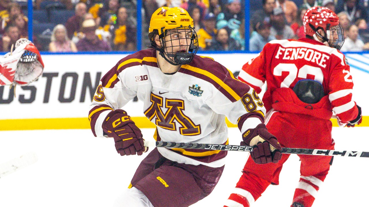 Gophers score 4 goals in 3rd, advance past BU in Frozen Four - CBS Minnesota