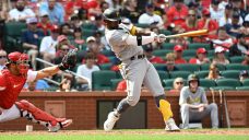 MLB Roundup: McCutchen lifts Pirates over Cardinals, Yankees crush Twins