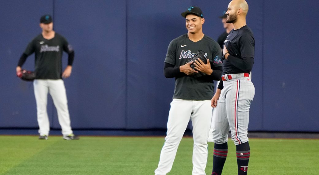 2022 World Series: Game 3 between Phillies-Astros postponed due to  inclement weather