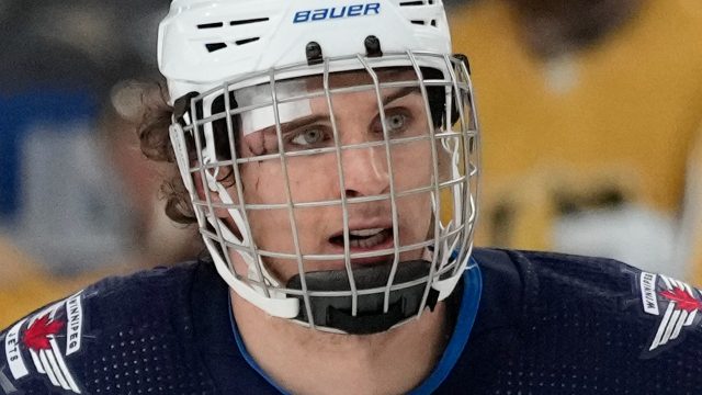 Winnipeg Jets center Morgan Barron receives 75 stitches after