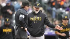 Pirates manager Shelton receives contract extension