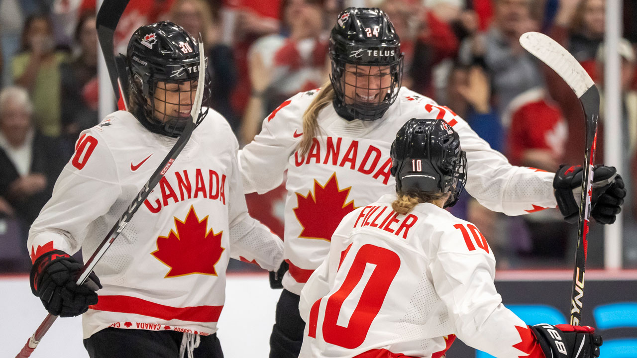 US, Canada reach ice hockey worlds semis