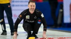 Canada downs Sweden to reach semifinals at world men&#8217;s curling championship