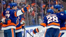 Islanders score four fastest goals in playoff history, top Hurricanes in Game 3