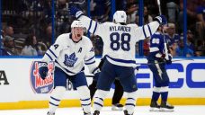 Rielly scores in OT, Maple Leafs rally to take series lead on Lightning