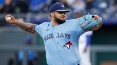 In matchup of aces, Blue Jays&#8217; Manoah out-pitches Greinke by just enough