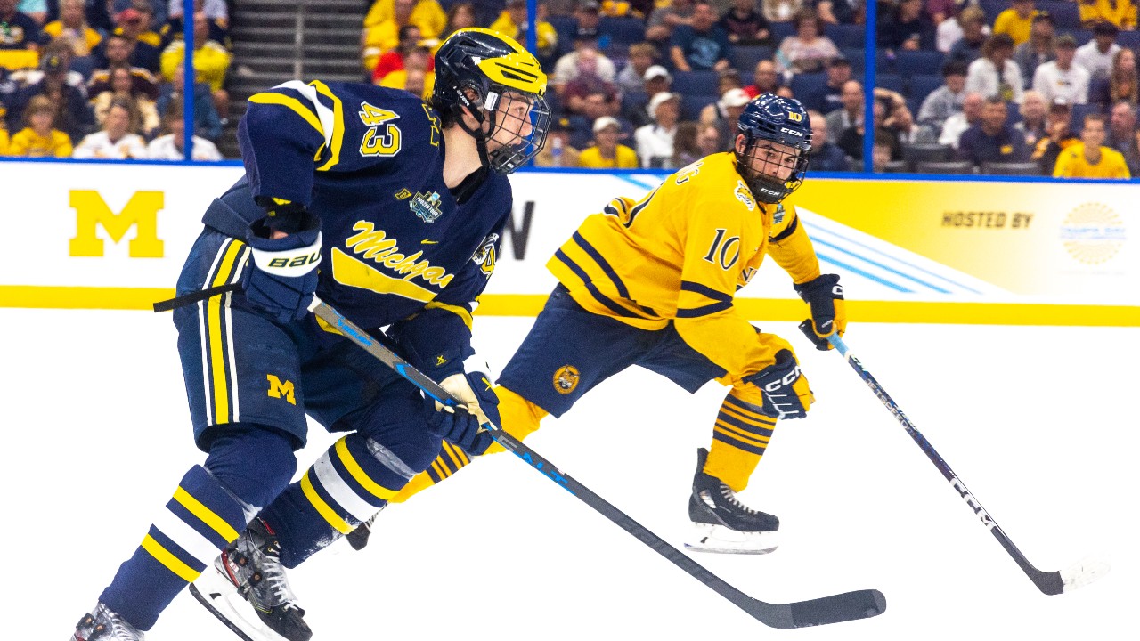 NCAA Frozen Four Minnesota beats Boston; Quinnipiac tops Michigan