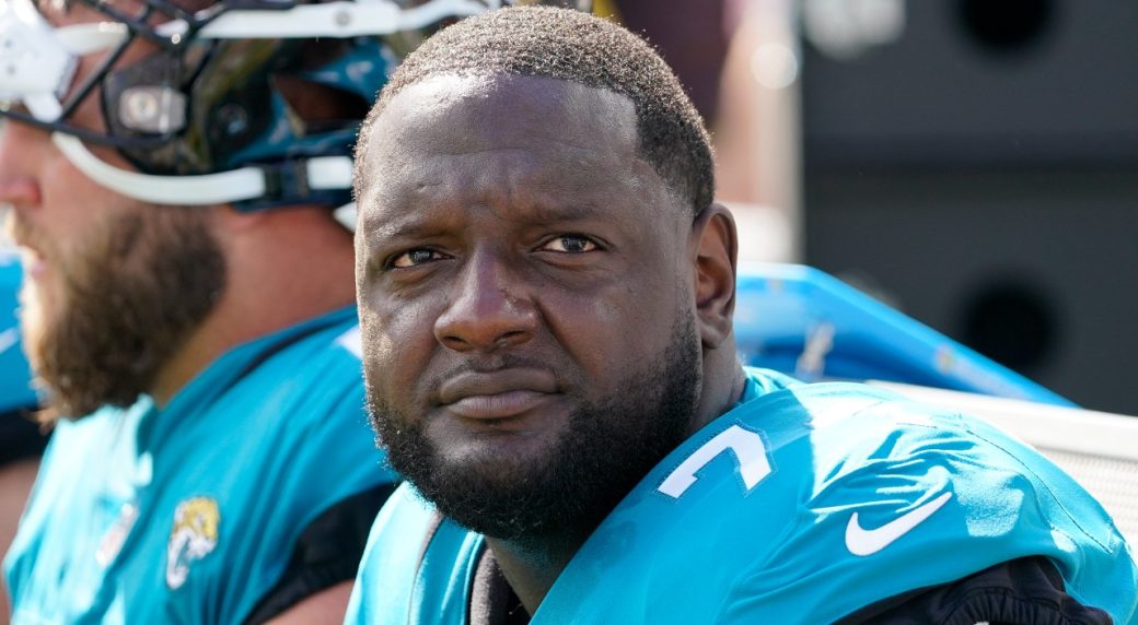 OT Cam Robinson signs huge three-year extension with the Jaguars