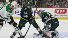 Seguin scores two power-play goals, Stars even series with Wild