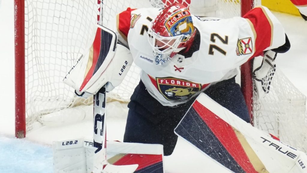 Panthers: Sergei Bobrovsky pulled in Game 2, causing NHL Twitter to explode