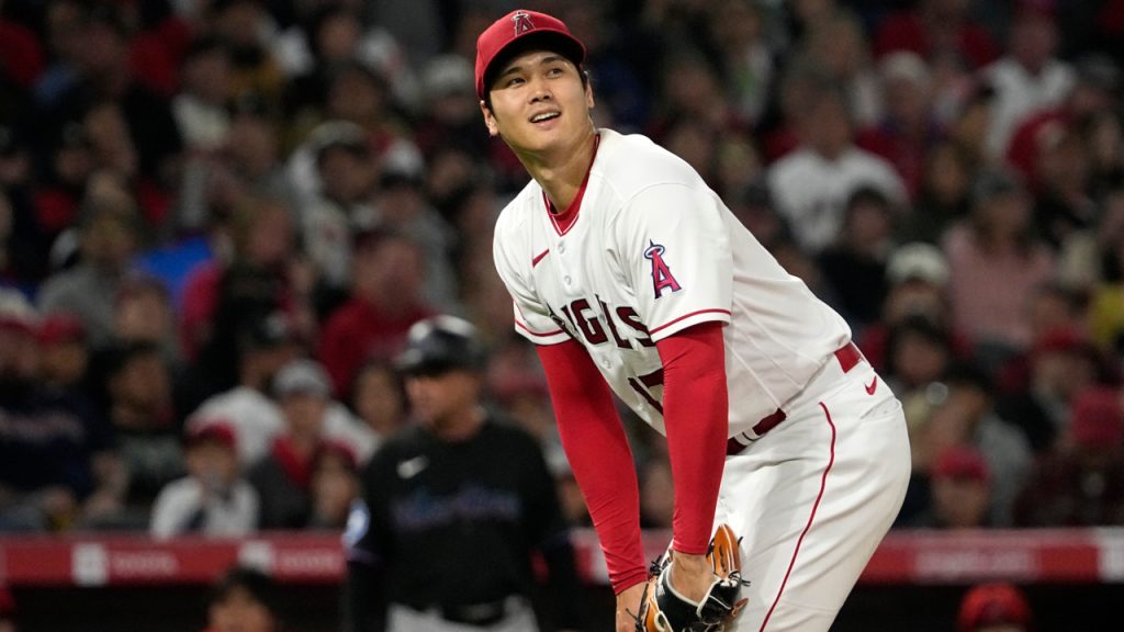 MLB Rumors: Red Sox-Ohtani buzz, Braves throwback jerseys, Cardinals  prospect hype