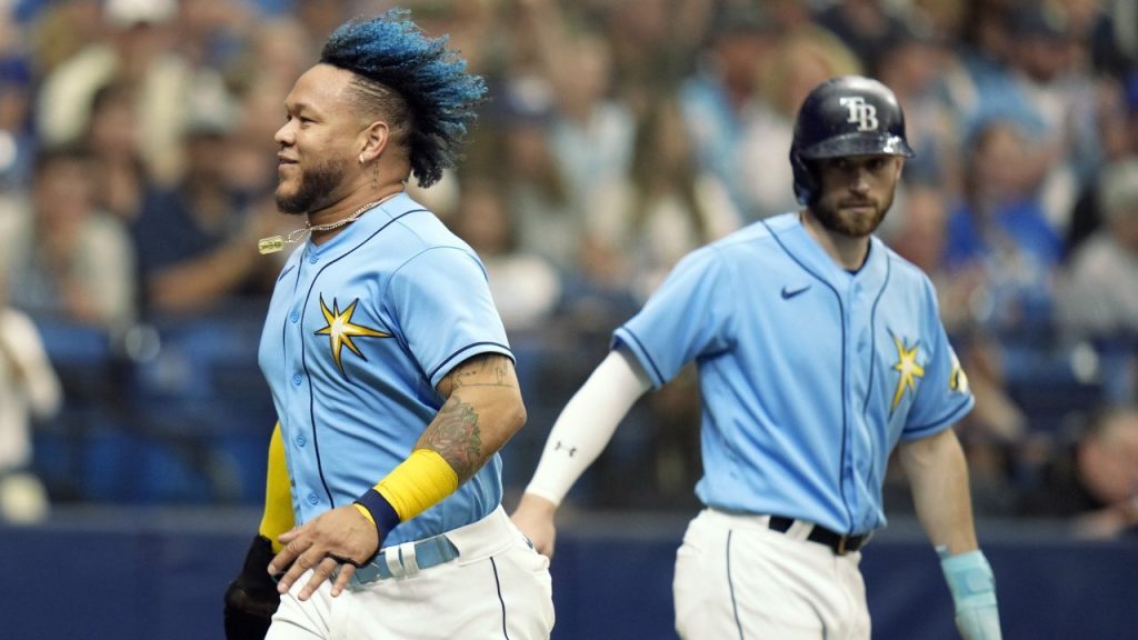 Rays outlast Dodgers in wild slugfest to take series