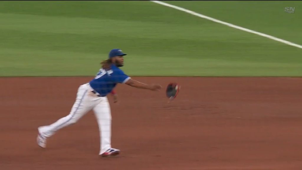 MLB TV viewers left stunned after Vladimir Guerrero Jr gets ball stuck in  glove and forced into 'insane' play