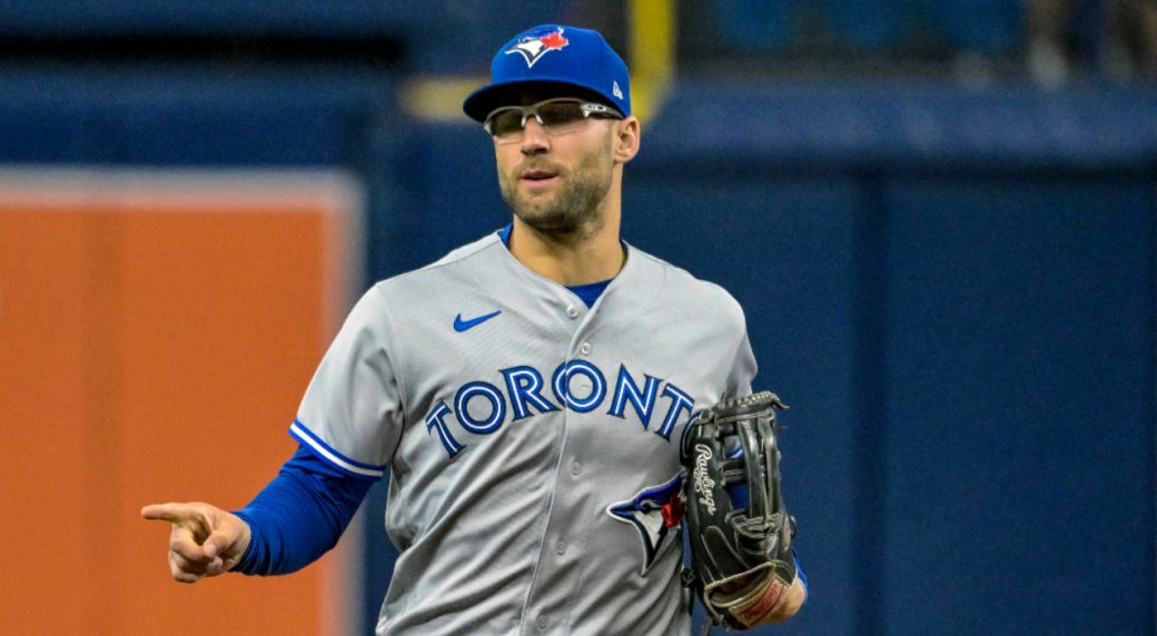 Kiermaier Attends Blue Jays Photo Day