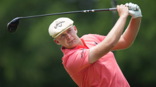 Harry Hall takes 22 putts in career-best 62 for Colonial lead