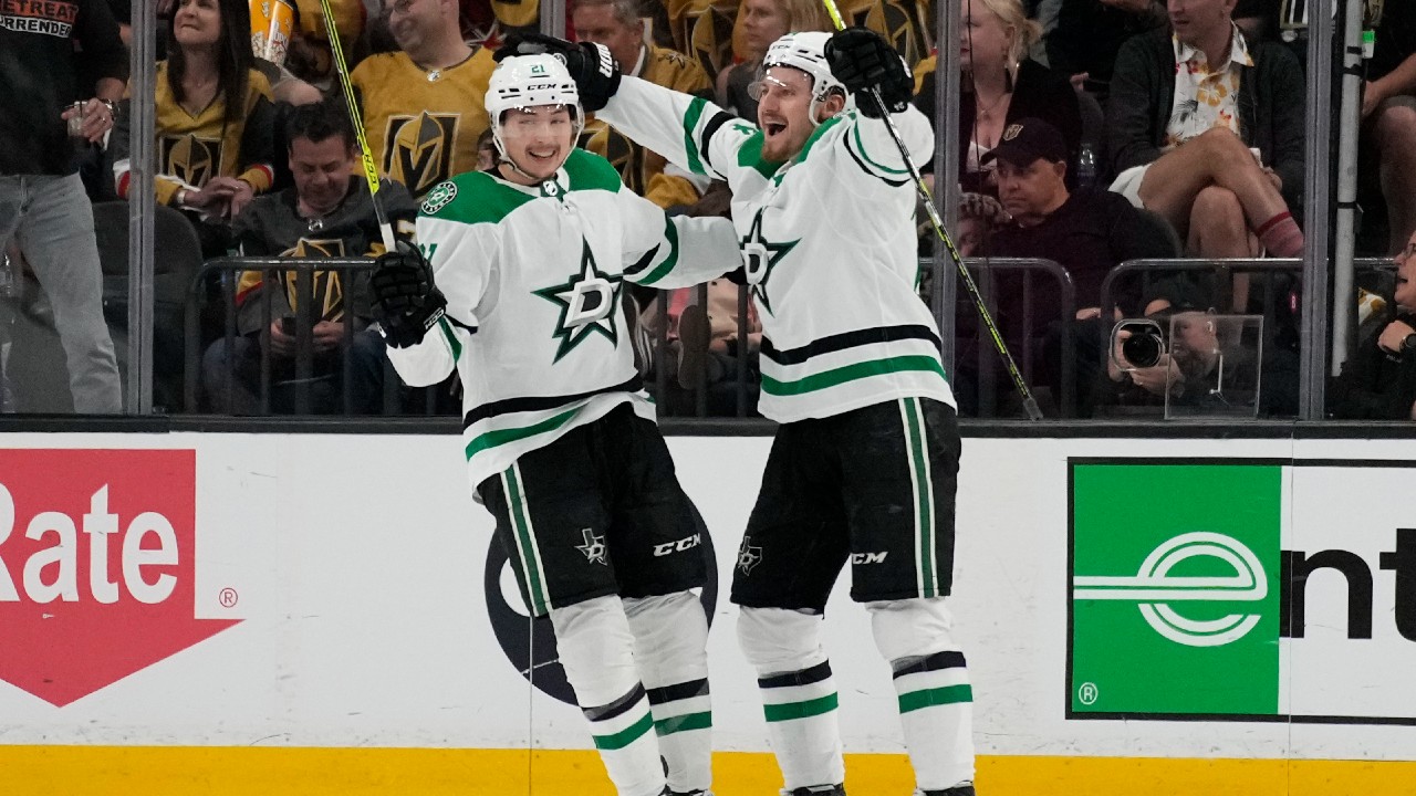 Watch: Jamie Benn, Stars show off custom Rangers-inspired uniforms