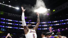 Lakers keep home streak alive in post-season, rout Warriors to take series lead