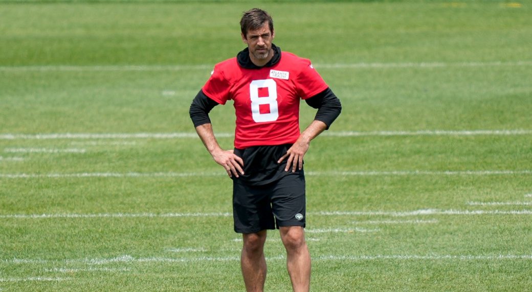 Aaron Rodgers and other iconic athletes to wear No. 8