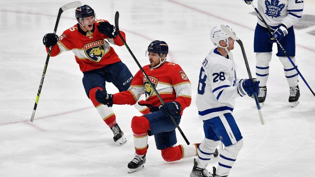 Panthers give Leafs a reminder of how their playoffs ended