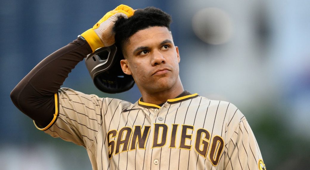 Padres' left fielder Soto scratched late vs. Yankees with back tightness