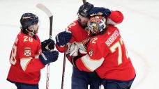 Bobrovsky nets shutout as Panthers beat Hurricanes in Game 3, take 3-0 series lead