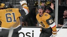 Howden&#8217;s winner swiftly ends OT as Golden Knights fend off Stars to take Game 1