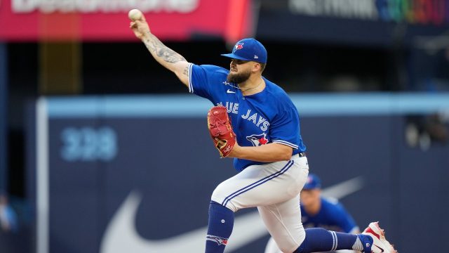 Blue Jays' Alek Manoah responds to criticism from Red Sox's Alex Verdugo:  'I don't give a s—