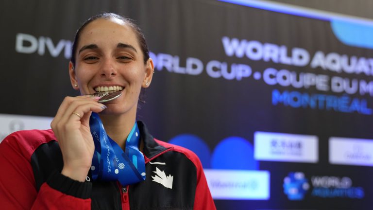 Pamela Ware, of Canada, poses with her silver medal following the women's 3m springboard final at the World Aquatics Diving World Cup 2023. (Christinne Muschi/THE CANADIAN PRESS)