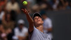 Canada&#8217;s Shapovalov wins, Auger-Aliassime ousted in opening round of French Open