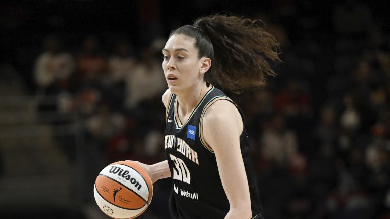 New York Liberty forward Breanna Stewart (30) handles the ball during the first half of a WNBA basketball game against the Washington Mystics, Friday, May 19, 2023, in Washington. (Terrance Williams/AP)