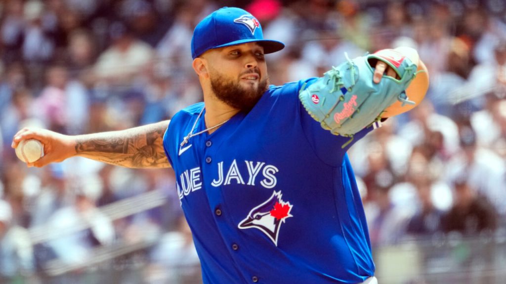 Blue Jays Performance Review: Analyzing Manoah's first outing of 2022