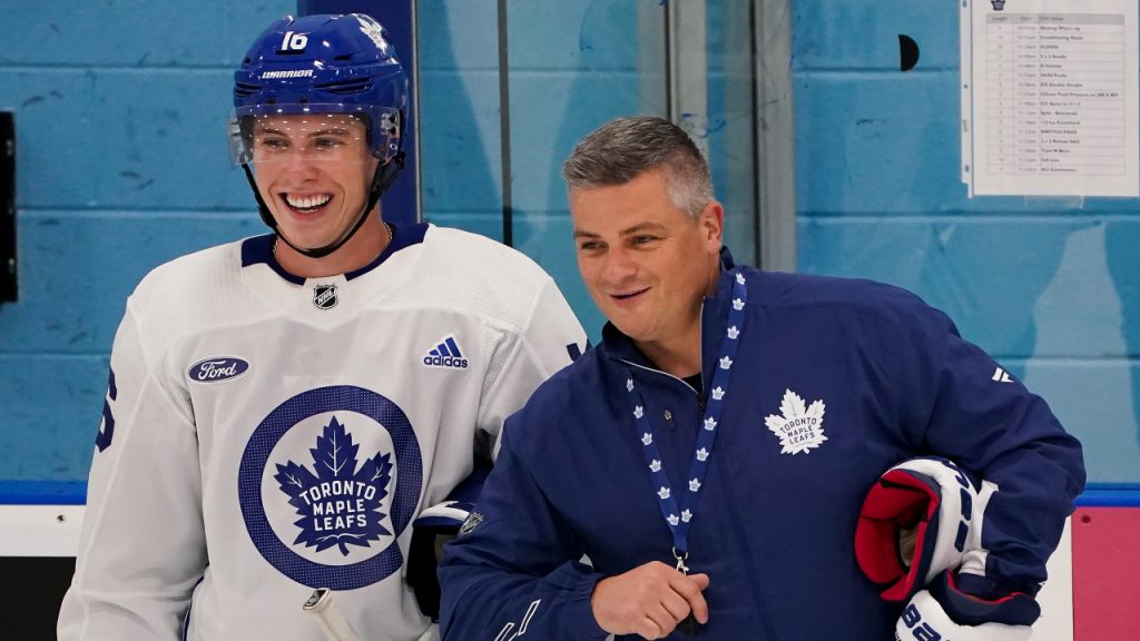 Trends International NHL Toronto Maple Leafs-auston Matthews 21 Wall Poster, 22.