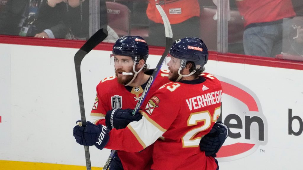 Golden Knights stave off another Panthers comeback to win Game 4, take 3-1  lead in Stanley Cup Final - The Boston Globe