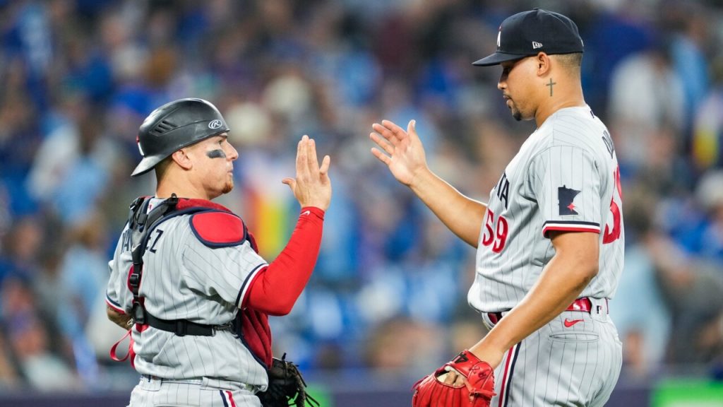 Blue Jays Win CRAZY Game - Kirk TAKES OVER - Bullpen DOMINATES