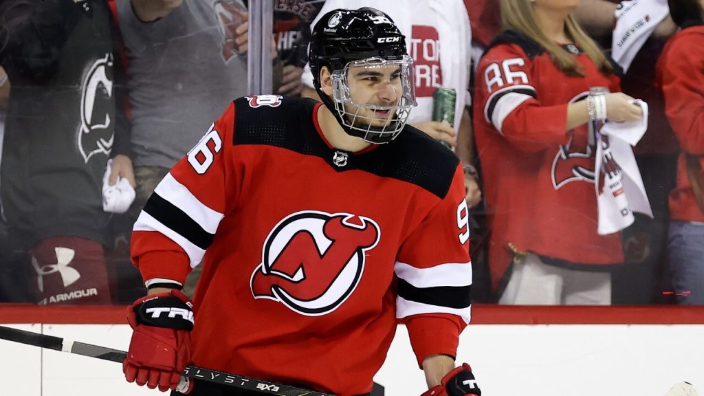 Devils third jersey: NHL fans roast 'Jersey' on new jersey