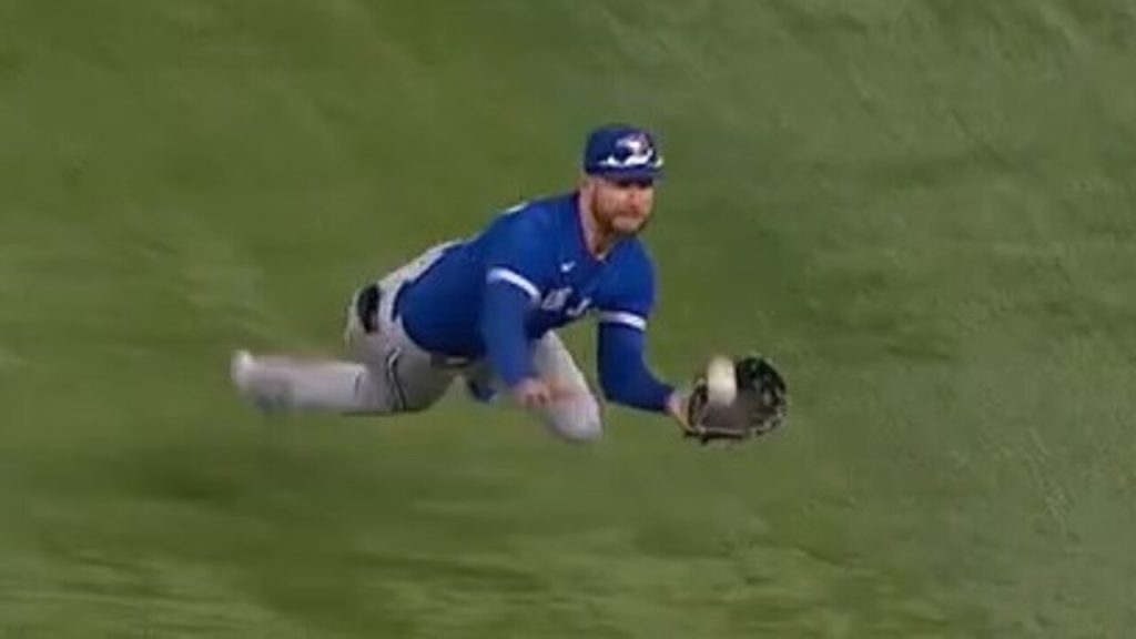 Kevin Kiermaier's diving catch, 06/01/2023