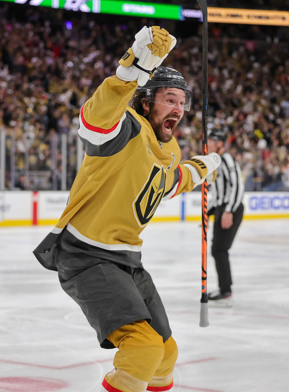 In Photos: Golden Knights captain Mark Stone makes children's