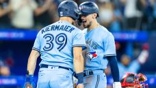 Biggio&#8217;s clutch three-run blast helps Blue Jays avoid series sweep vs. Twins